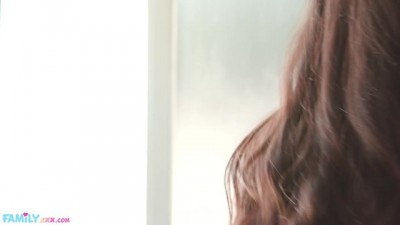 Steamy Family Adventure: Her Juicy Ass Takes Center Stage!