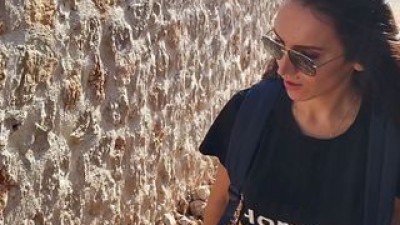 Hot Neighbor's Wet Blowjob and Wild Villa Fuck