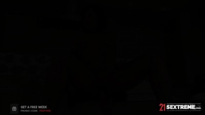 Eager Stud Gives MILF a Sexy, Jizz-Filled Experience!