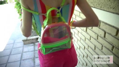 Sizzling Babe Delivers Raw Hardcore Action!