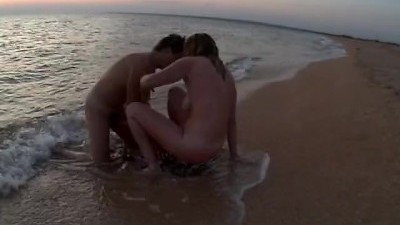 Steamy Public Sex: Naughty Fun in Wet Wildness