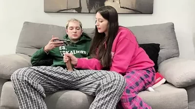 Step Sibling Shock: Naughty Handjob Instead of Reading
