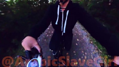 Public Thrills: Clit Vibe Adventure on a Bike Ride