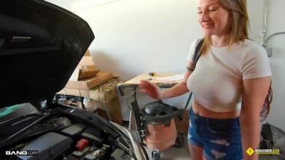 Mechanic Tricks Busty hotmoza