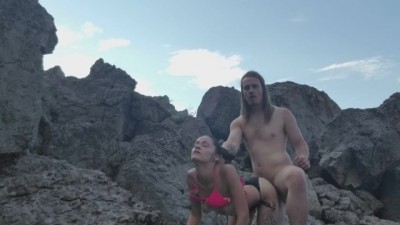 Tinder girl fucking high in the rocky mountains.