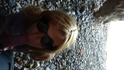 Outdoor quickie by the sea during family trip.