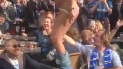 A girls shows are body in public