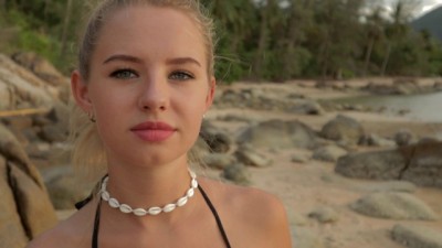 Anal Sex and Cum Eating on a Public Beach with Hot Blonde - RISKY OUTDOOR SEX Cumin4D