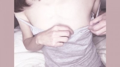 【ちくびいじり】キャミソールの紐でおっぱい遊び Japanese Amateur Nipple Play Masturbation Orgasm
