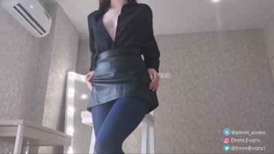 Blue Tight Pantyhose Fit a Wet Pussy