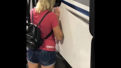 Krystal Moanz Visits the RV Expo, Raleigh NC