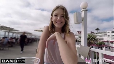 Teen pussy play in public POV (+18)
