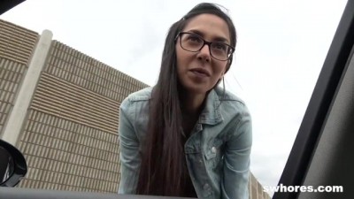 Skinny Street Whore Pounded Hard In Luxurious Car
