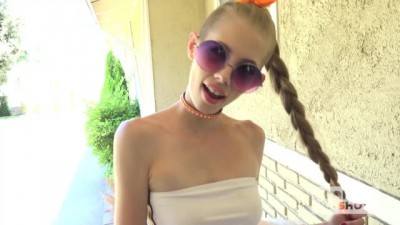 Babe meets guy online for anal