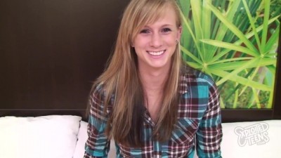 This petite blonde teen gets creampied (+18)