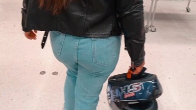 I met her at the supermarket