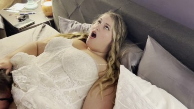 bbw orgasms alone