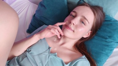 Fucked a girl in a dress and cum on her face