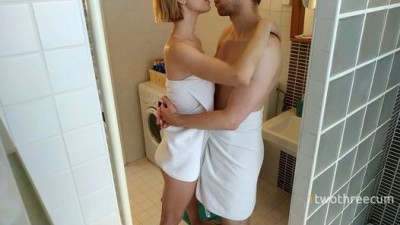 Mind-Blowing Handjob Tricks from a Nude Expert