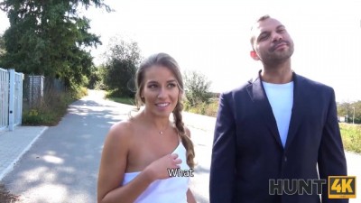 Wild Three-Way Fuckfest: Naughty Babe Pleases Lover While BF Jerks Off