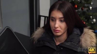 Debt Collector's Dirty Deal: Sexy Teen's Shaved Pussy Pounded (+18)