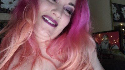 Curvy Milf's Naughty Squirting LesStepson: A steamy guide to intense pleasures!