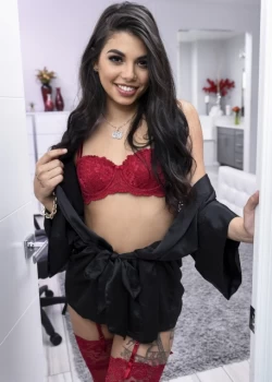 Gina Valentina